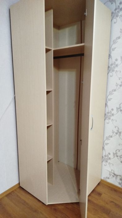 продам шкаф  в отличном состоянии