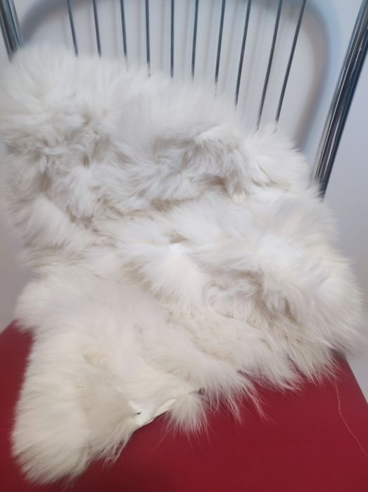 Gluga din blana naturală