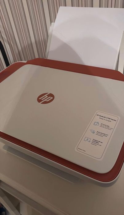 Imprimantă HP DeskJet 2700
