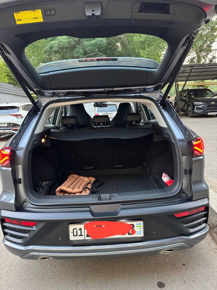 Jac JS6 sotiladi
