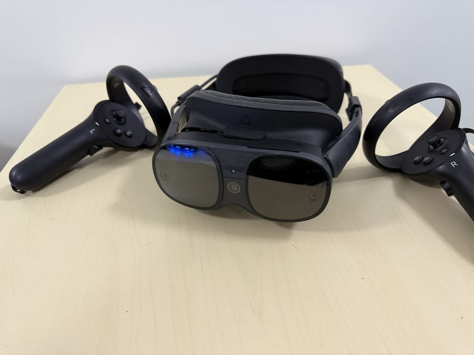 Очила за VR игри Vive XR Elite, HTC