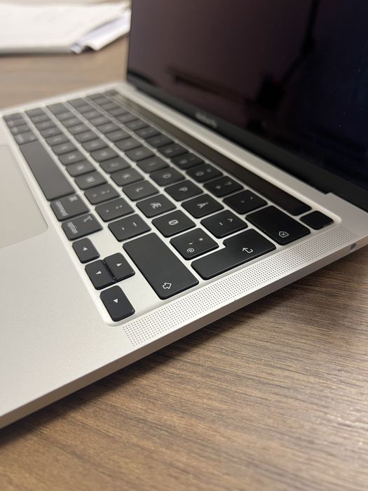 PENTRU PIESE! Macbook Pro 2020 M1 13 inch