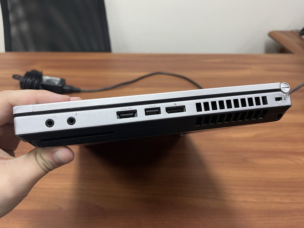 HP Elitebook 8460p | i5 2430M | 8 gb ОЗУ | 180 gb SSD | Windows 10