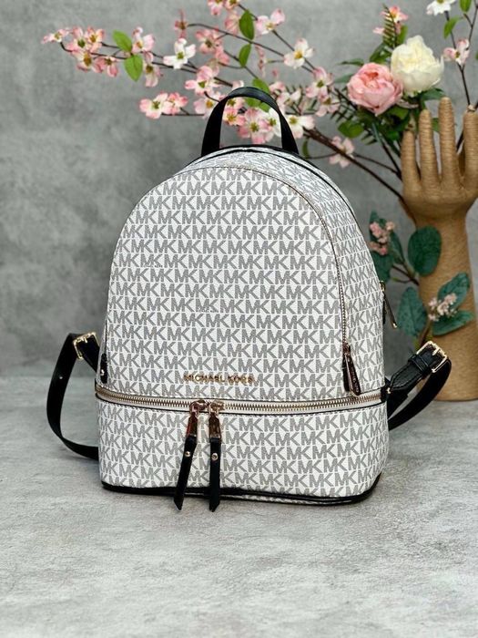 Ghiozdane Michael Kors noi
