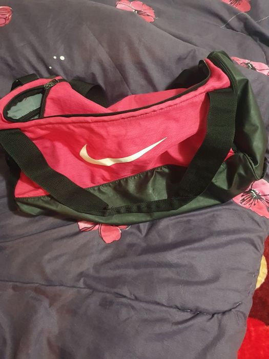 Geanta  NIKE petru sala