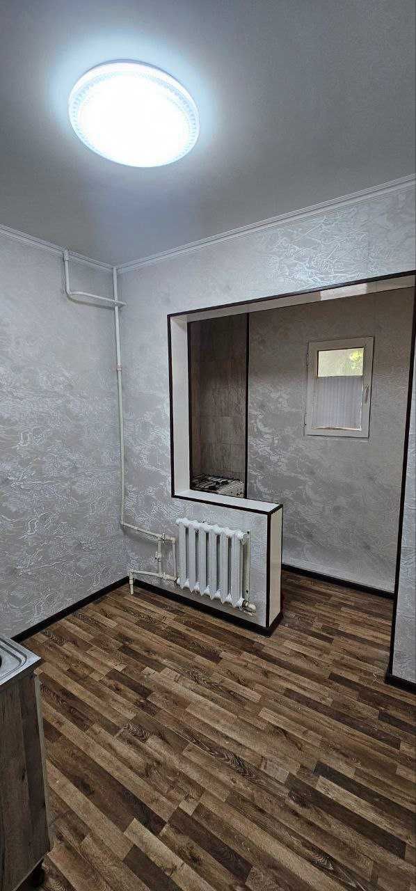 Срочно продается 1/2 комнатная квартира на Юнусабадском районе