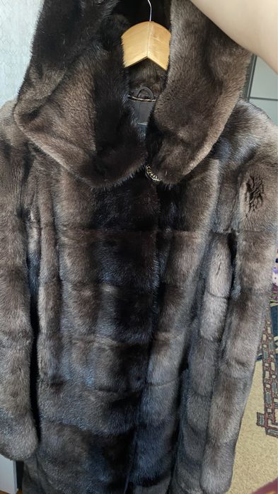 Шуба норковая в отл состоянии