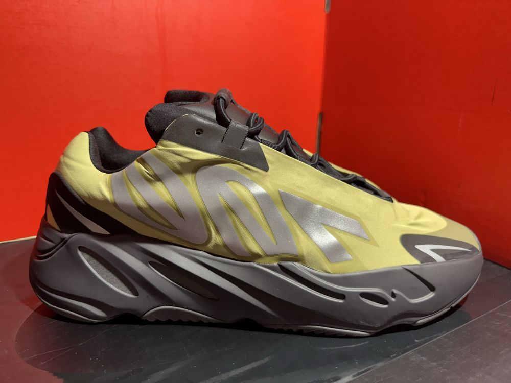 Оригинални! Adidas Yeezy 700 MNVN  - 48,49,49.5 ShoeMag