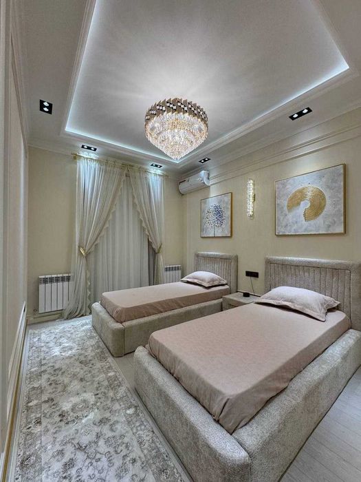 ПРОДАЕТСЯ 5/7-8/8 200м2 на: Метро "Мирзо Улугбек: парк Гафура Гуляма