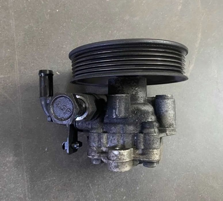 Насос гура Hyundai sonata nf