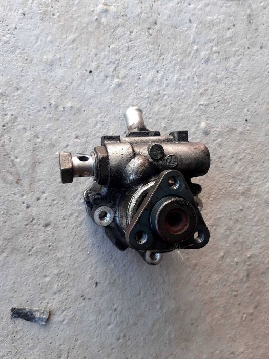 Vas expansiune pompa servo suport alternator audi a4 b7 1.9 brb