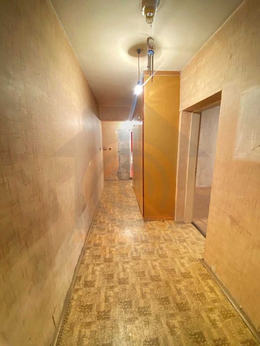 Тристаен апартамент в Зона Б19