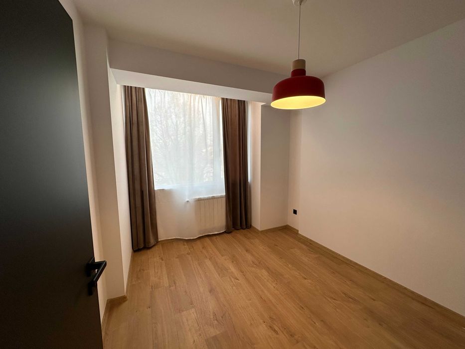 Продава се Тристаен апартамент в София, Център - 78 кв.м за 3065 €/кв.м - Снимка #9