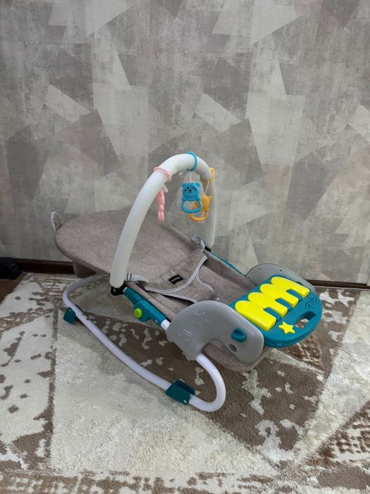 Детский шезлонг-качалка