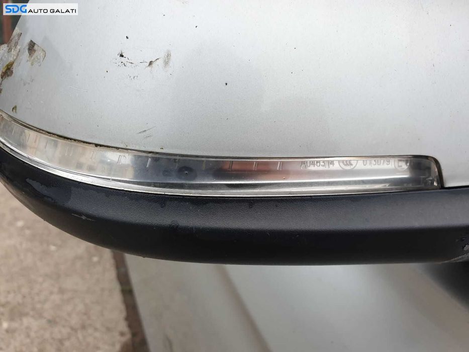 Semnalizare de pe Oglinda Dreapta BMW Seria 3 F30 2011 - 2019 Culoare A83 Glacier-Silber Metallic [0215]