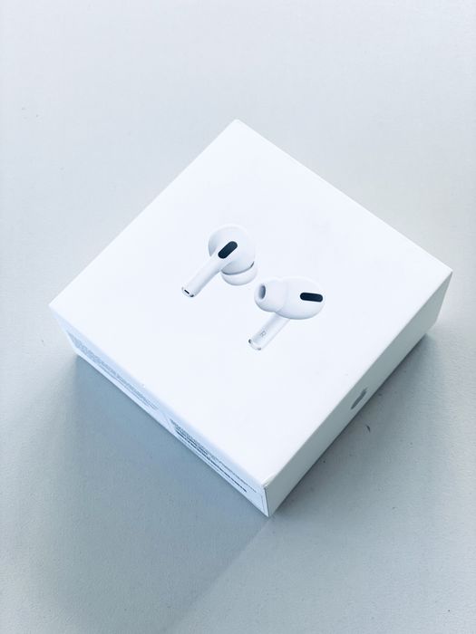 НОВИ! Apple AirPods Pro with Wireless Charging Case Гаранция!