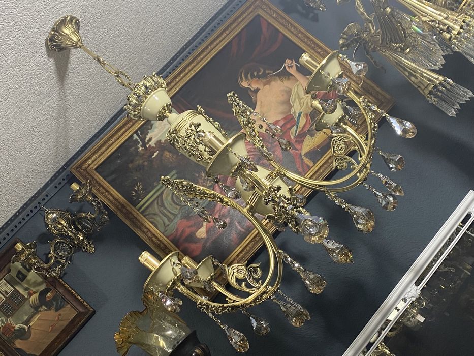 Candelabru/lustra/bronz masiv/cristal