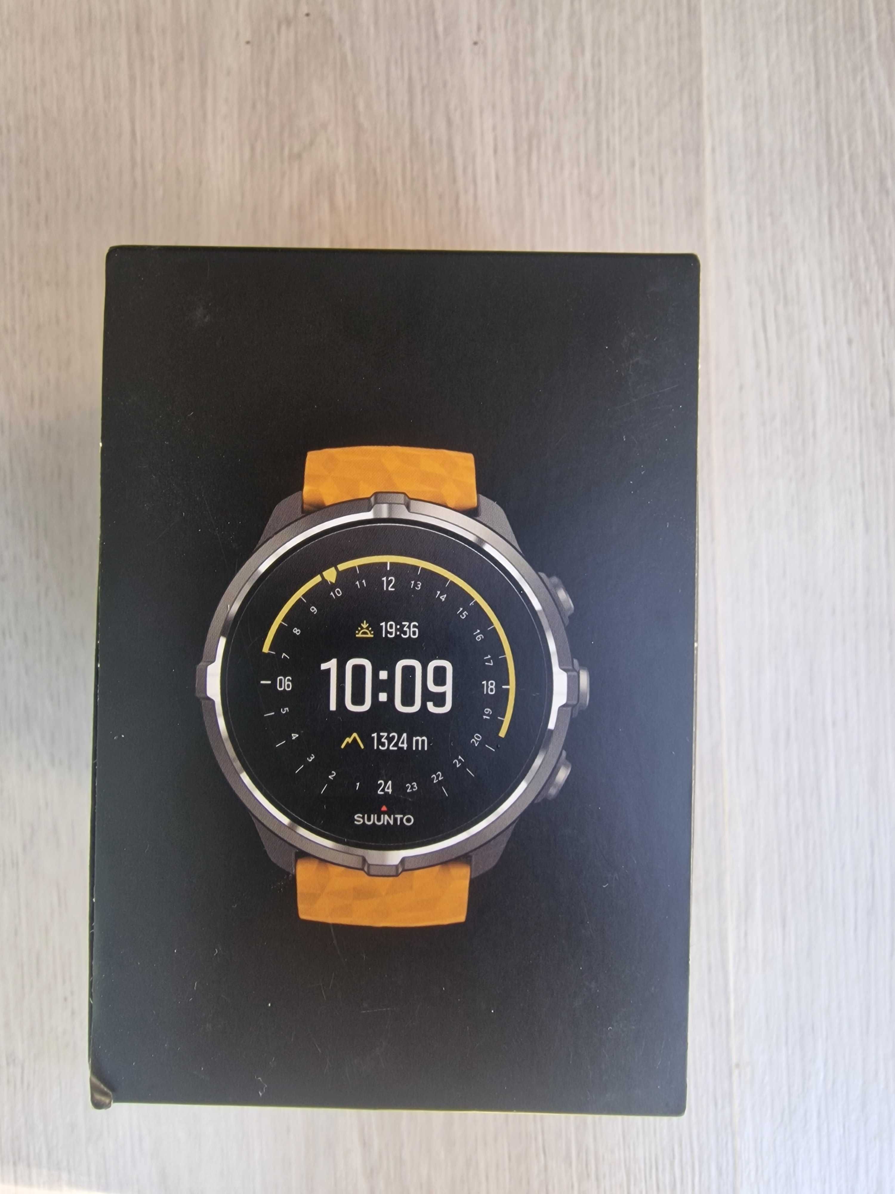 Suunto Spartan Sport Wrist HR BARO Amber