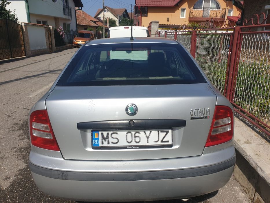 SKODA OCTAVIA, an fabricatie 2002