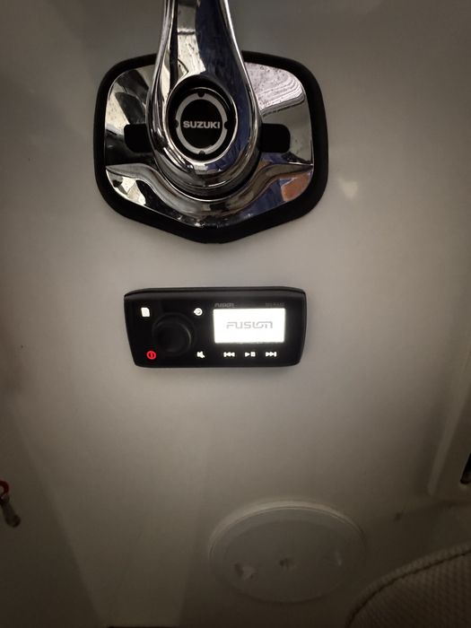 Beneteau Antares 7 – 2017 • Suzuki 150CP • Stare impecabilă