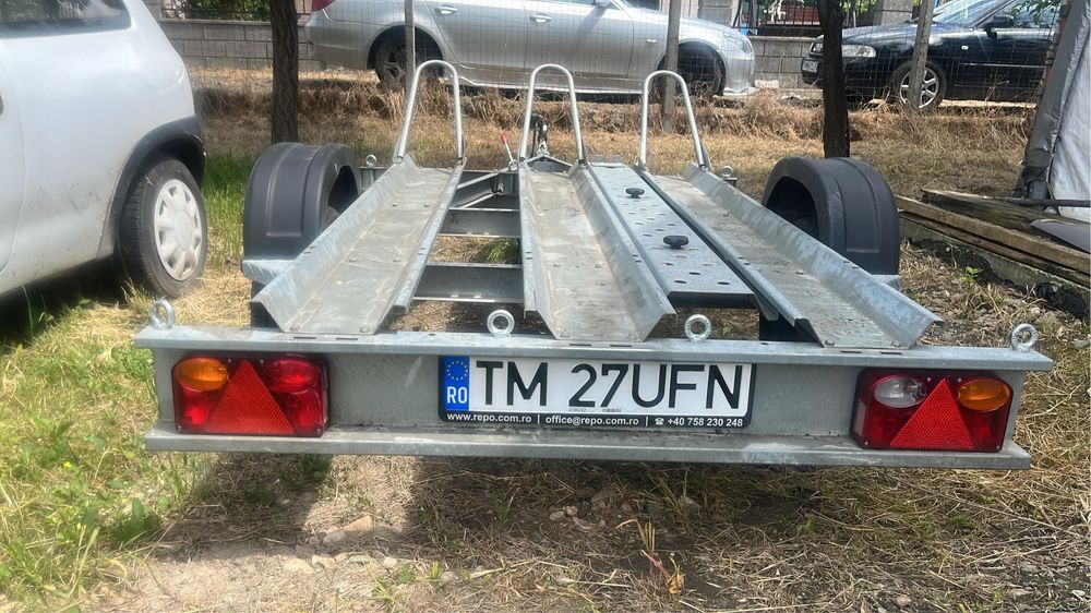 Remorca moto de inchiriat
