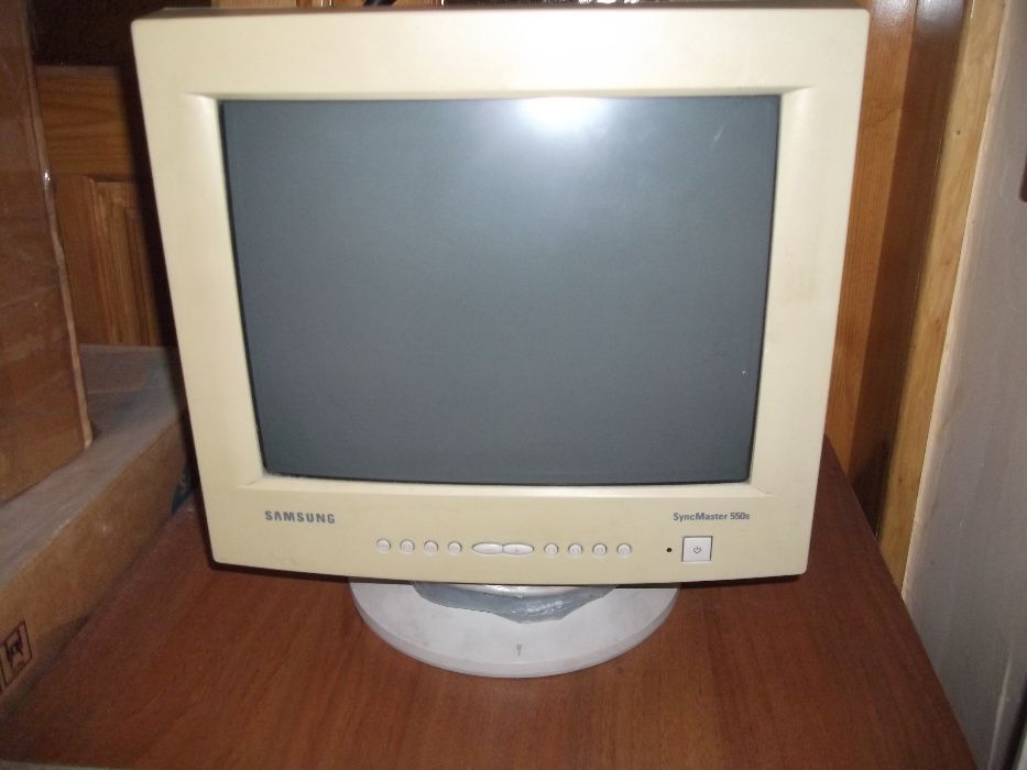 Монитор 15 дюймов Samsung SyncMaster 550s