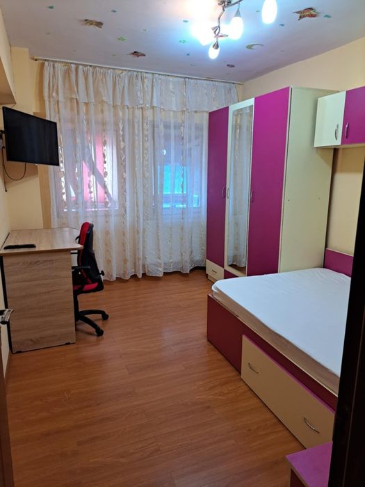 Ofer spre închiriere apartament cu doua camere în zona centru Tg- Jiu
