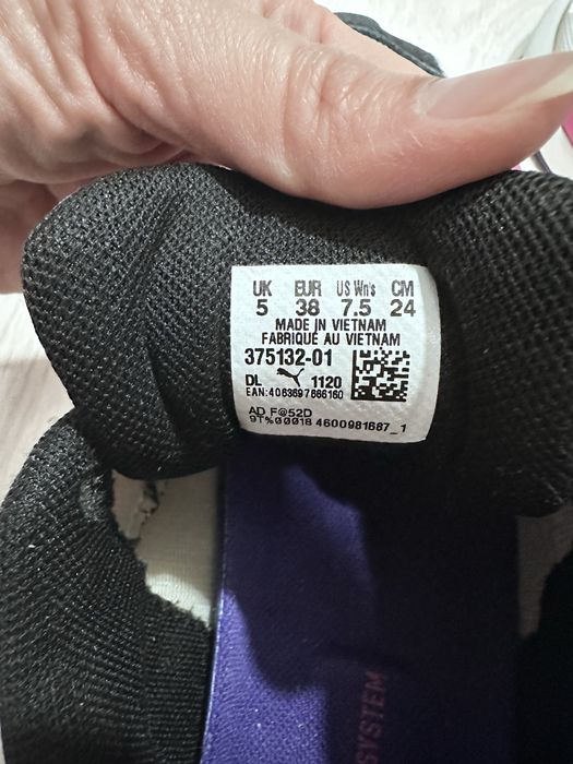 Продаются женские кроссовки Puma