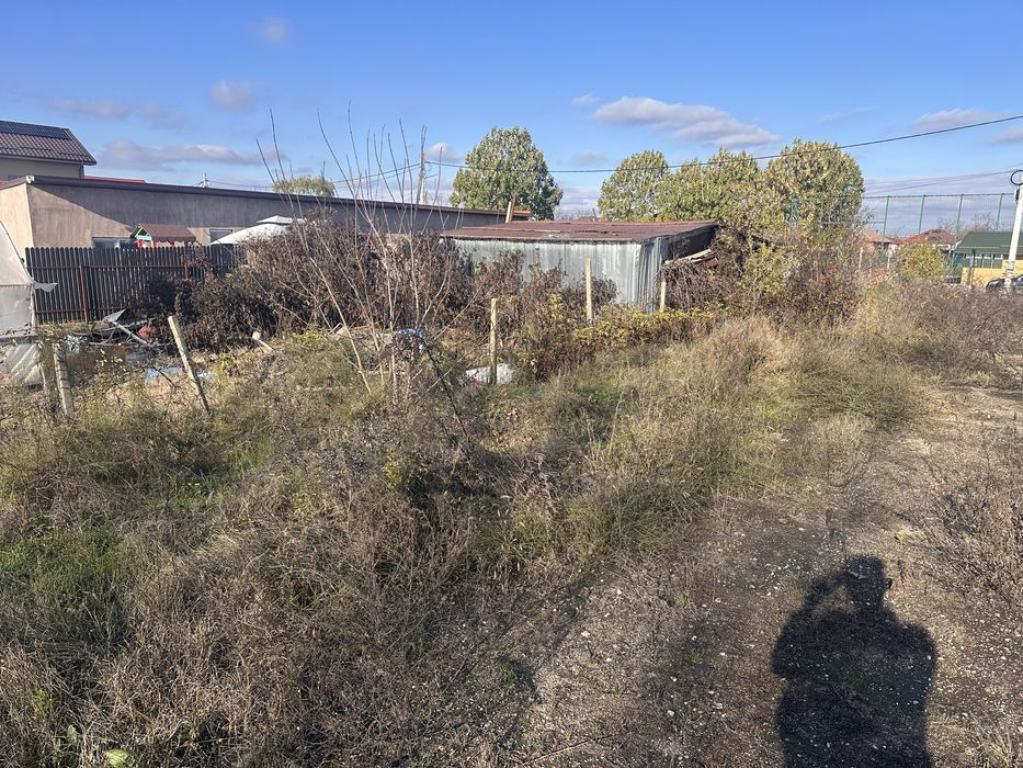 Vand Teren intravilan in Nanov