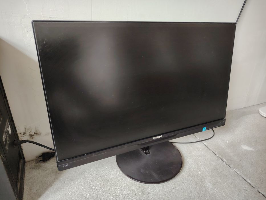 Продам компьютерный монитор Philips