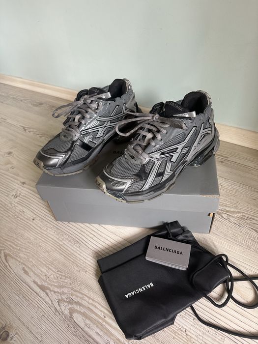 Balenciaga runner