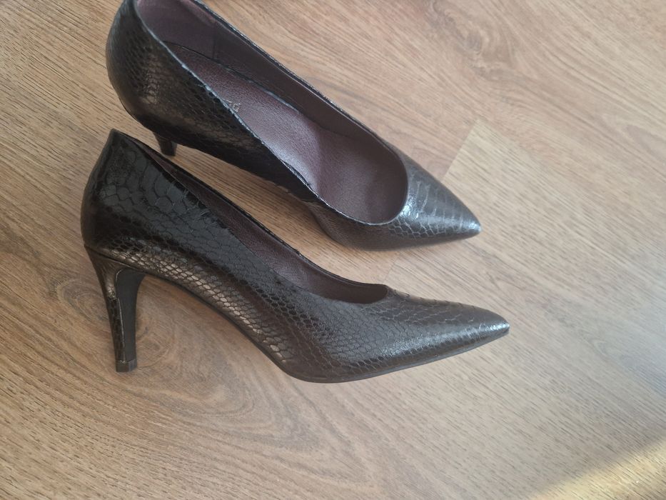 Официални обувки 37