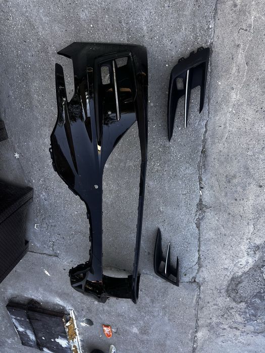 Bară față.grile proiector renault megane 4.facelift.