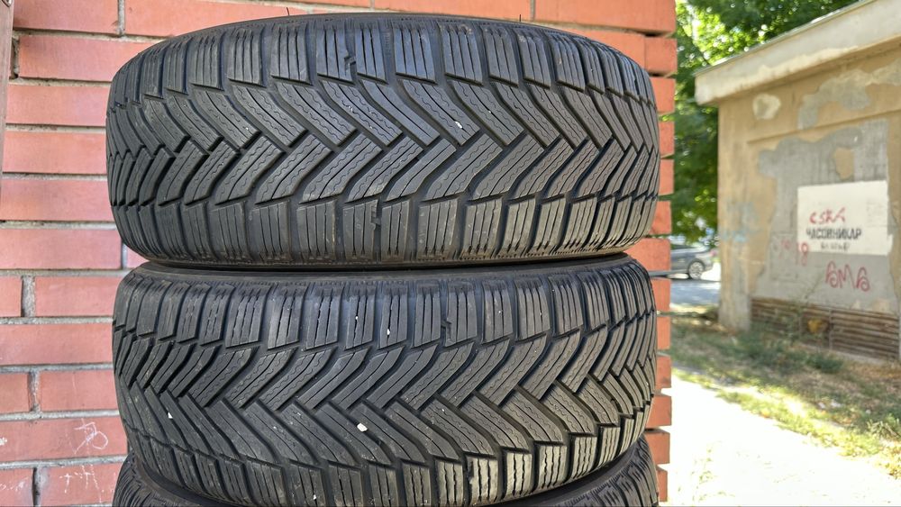 Продавам 4бр. Зимни гуми 205/55/16 Michelin / Мишелин