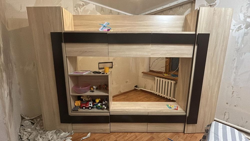 Продам шкаф гостиный