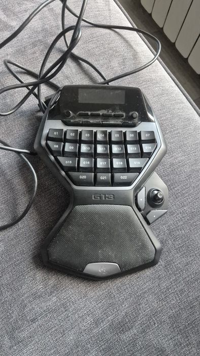 Logitech G13 keyboard