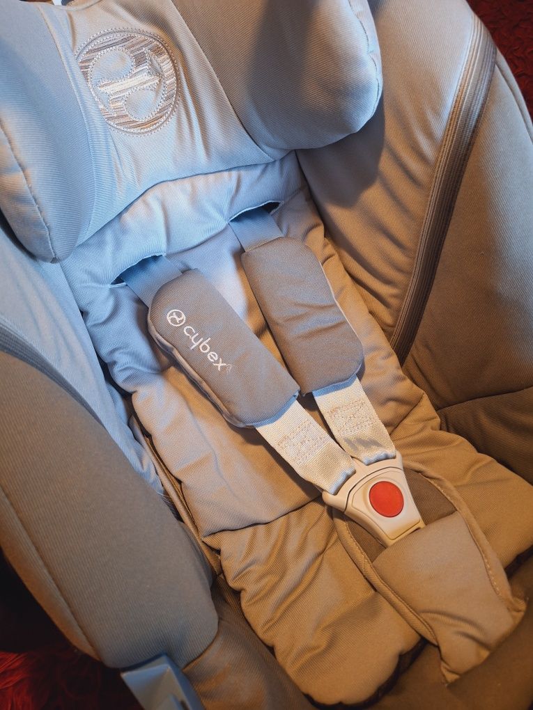 Столче за кола cybex aton 5
 cybex aton 5
Монтаж в колата - без база ,