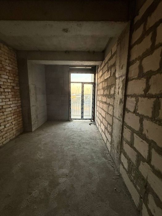 Yakkasaray City Mall Продается 2 комнатная коробка Ш.Руставели