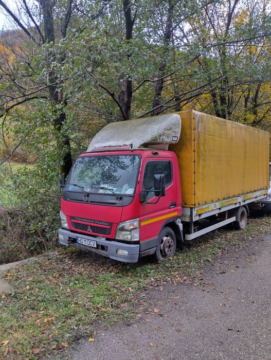 Mitsubishi fuso canter
