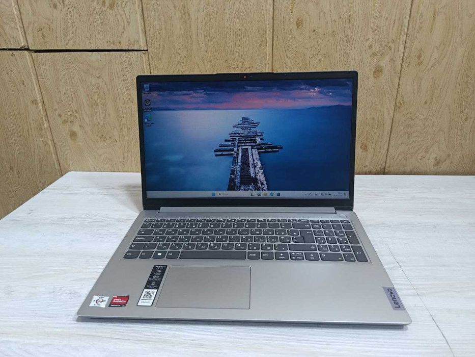 Продается ноутбук Lenovo