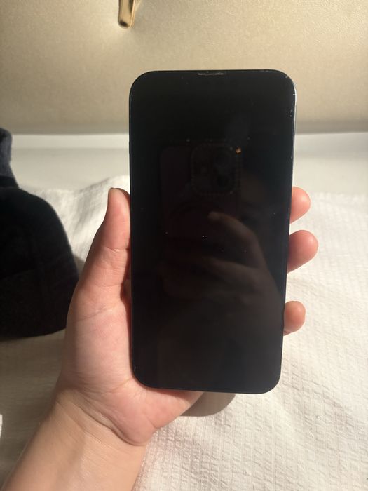 Айфон 13 128гб.