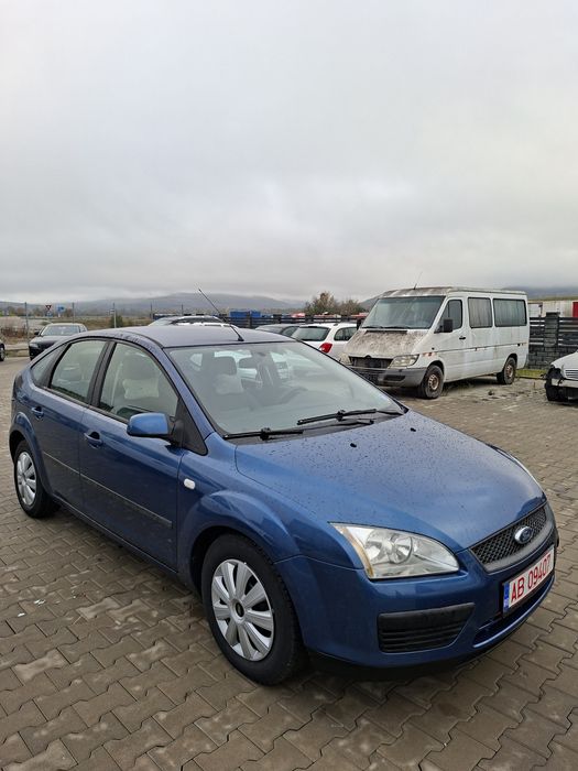 Ford Focus 1.6 Benzină