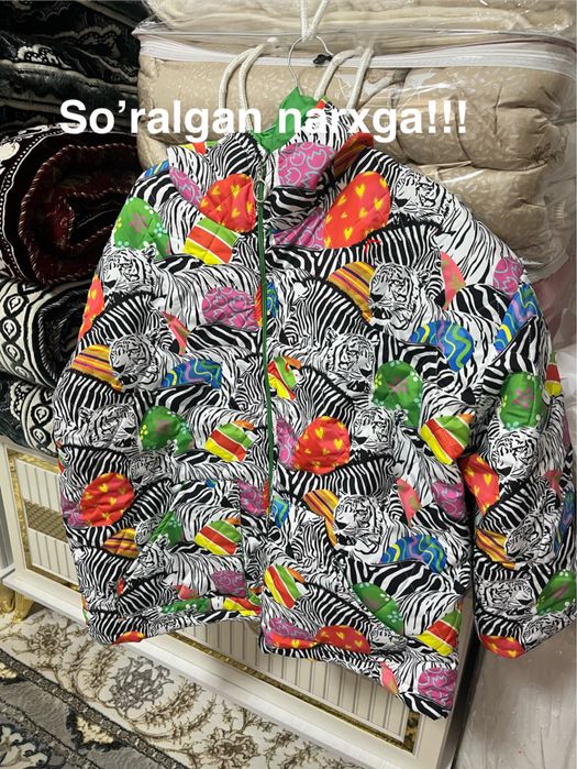 Eski kiyimlar sotiladi