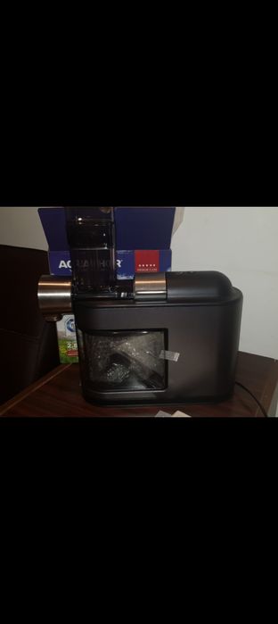 Бавна сокоизтисквачка Philips HR1895/80