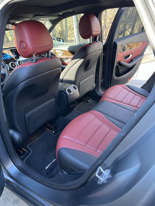 Mercedes Benz GLC 300 AMG LINE ( Лизинг, Бартер)