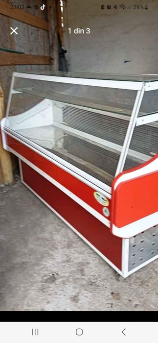Vitrina preparate