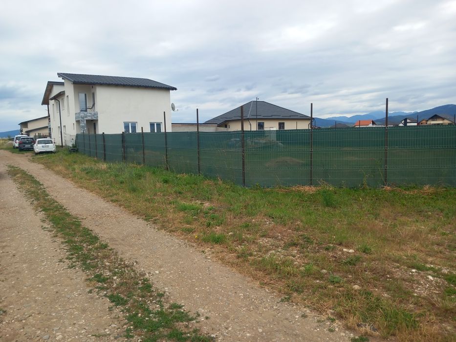 Proprietar Vand teren Izvor 500mp