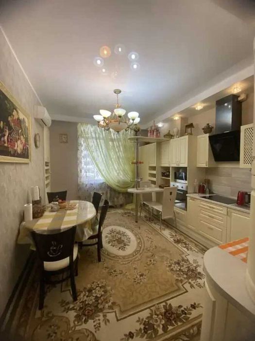 Двустаен имот в кв.Разсадника