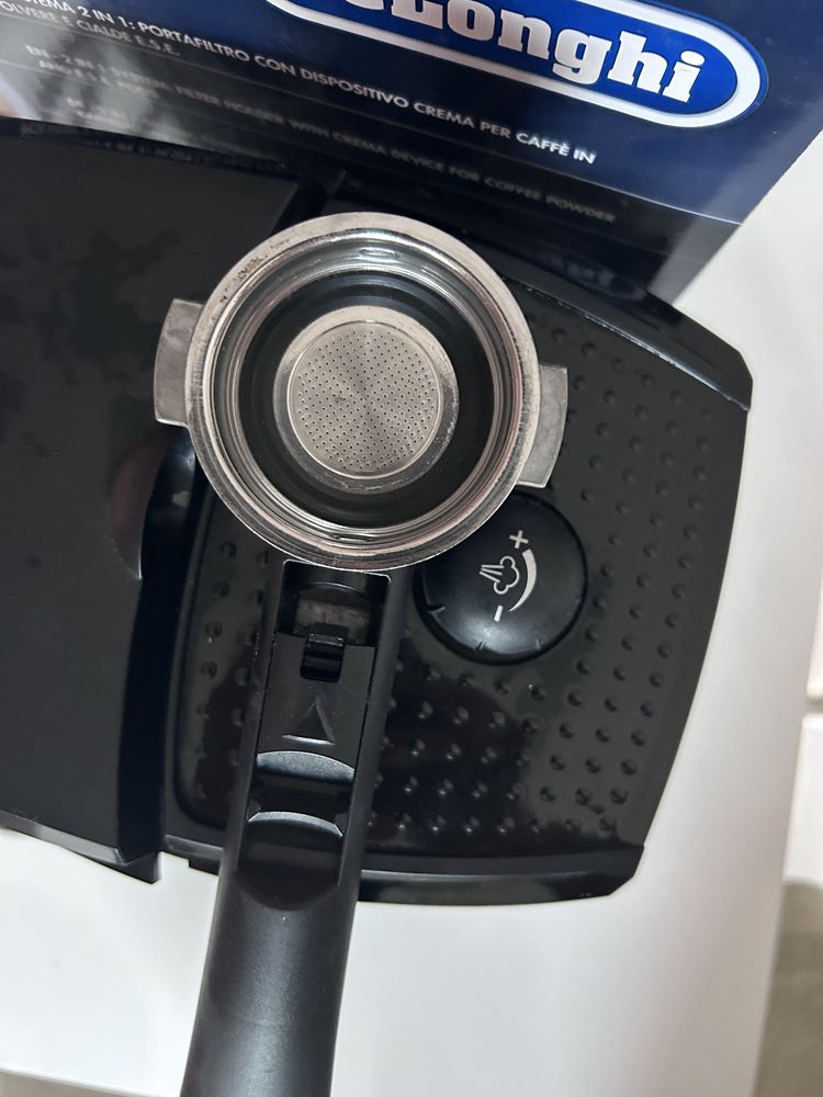 Delonghi Кафемашина