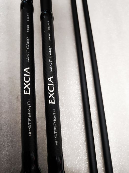 SET 2 Lansete FL EXCIA 3.90m 3.5lbs 2seg +  2 Mulinete Eastshark 10000